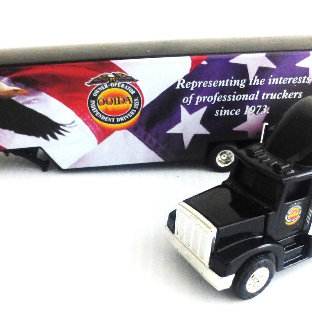 CNSstcs - ERTL Diecast PETERBILT CAB With TRAILER 1/64 Scale Advertising Ooida